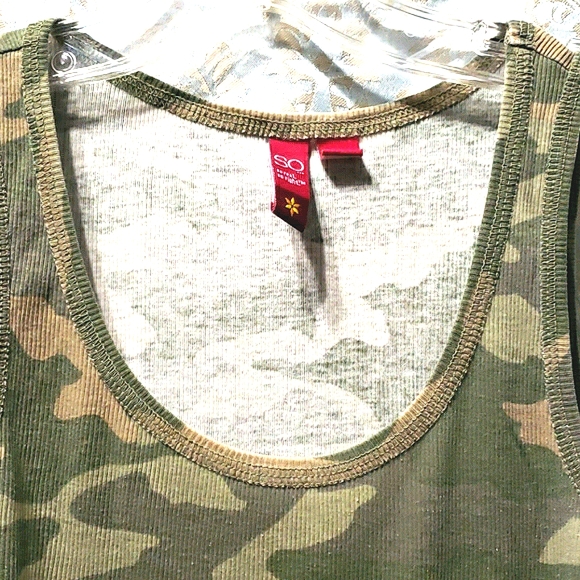 SO CAMOUFLAGE SCOOP NECK GREEN/TAN TANK SZ S - Picture 3 of 9